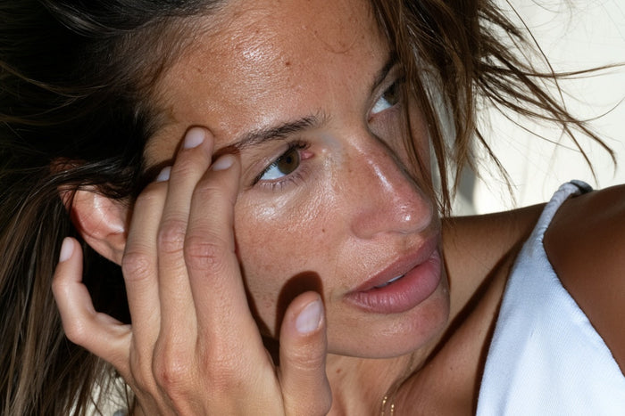 Premières rides : quand commencer une routine anti-âge | C-Derma by Céline