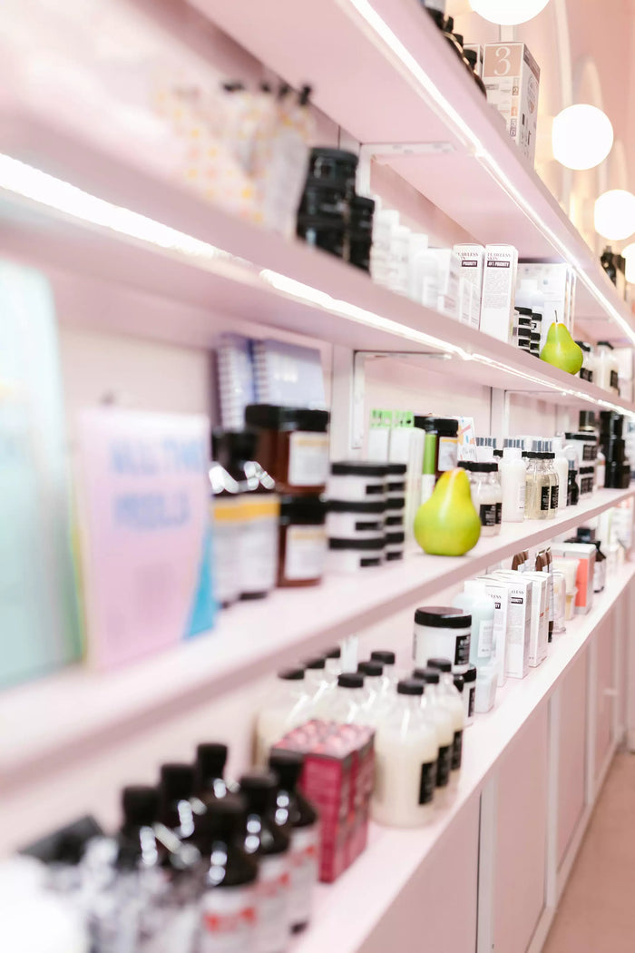 Comment différencier votre offre retail avec des marques de beauté suisses